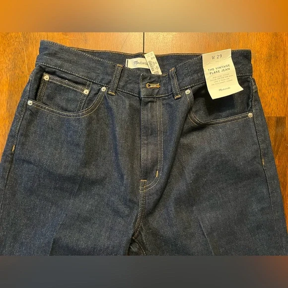 Madewell Women’s The Vintage Flare Jean - Picture 3 of 7